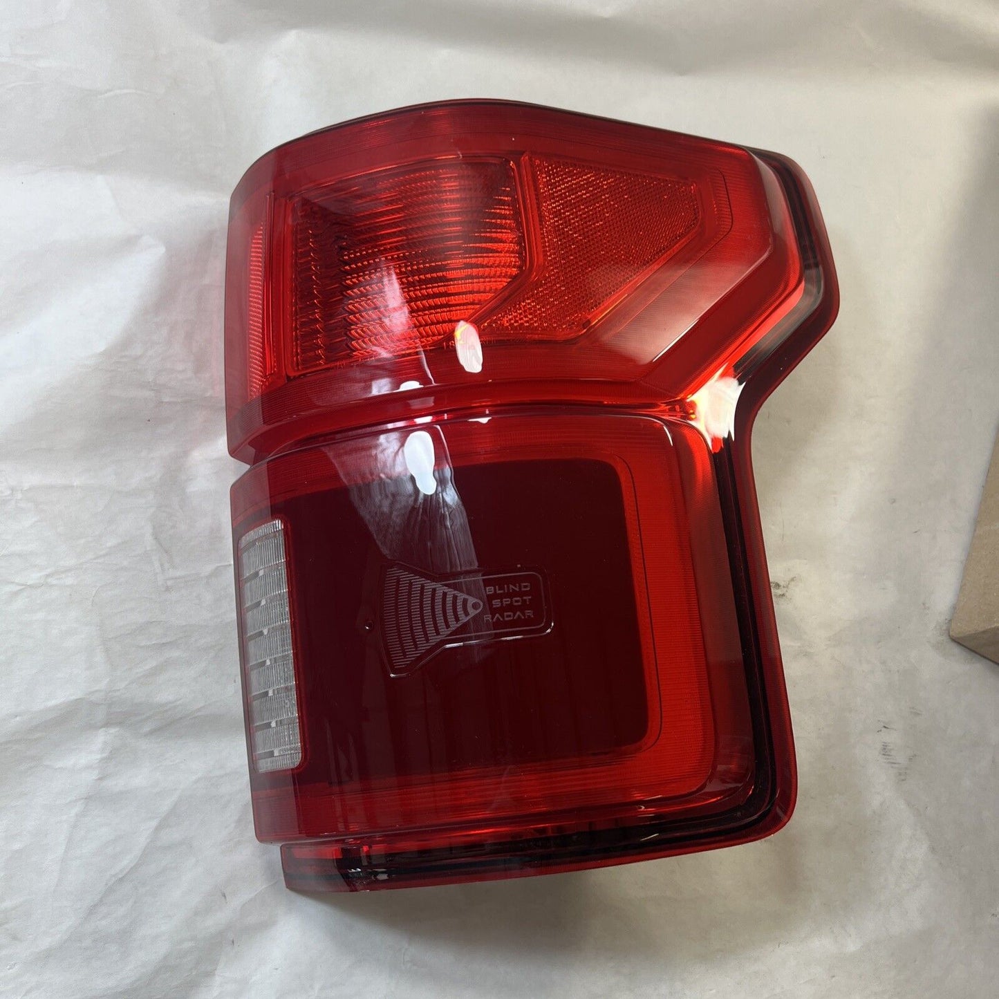 Genuine OEM Ford F150 Side LED Tail Light 2018-2020 W/Blind Spot KL3Z13404B