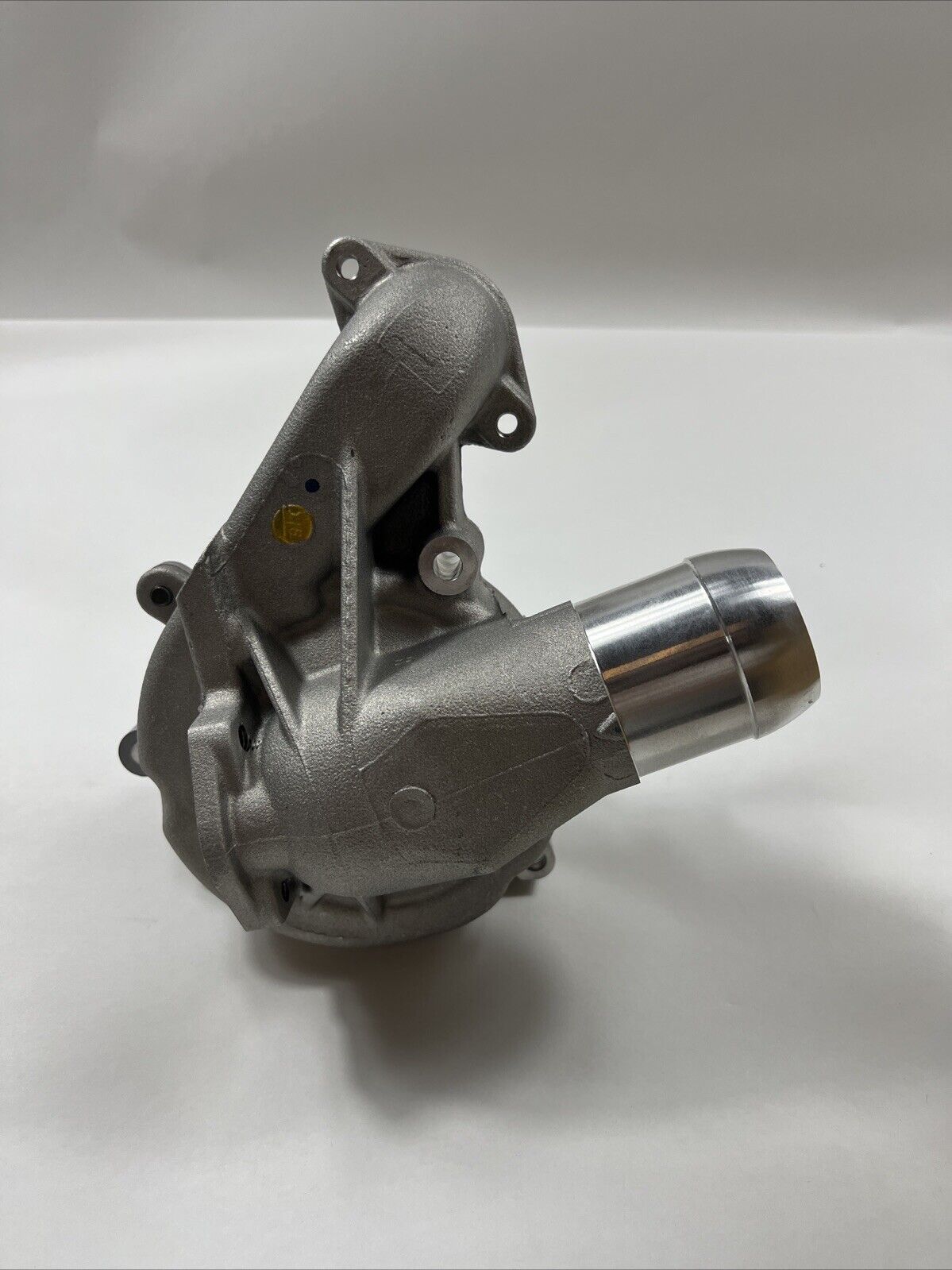 New Water Pump For Chevrolet Silverado 2500 Hd 3500 6599Cc 2001-2005 97216136