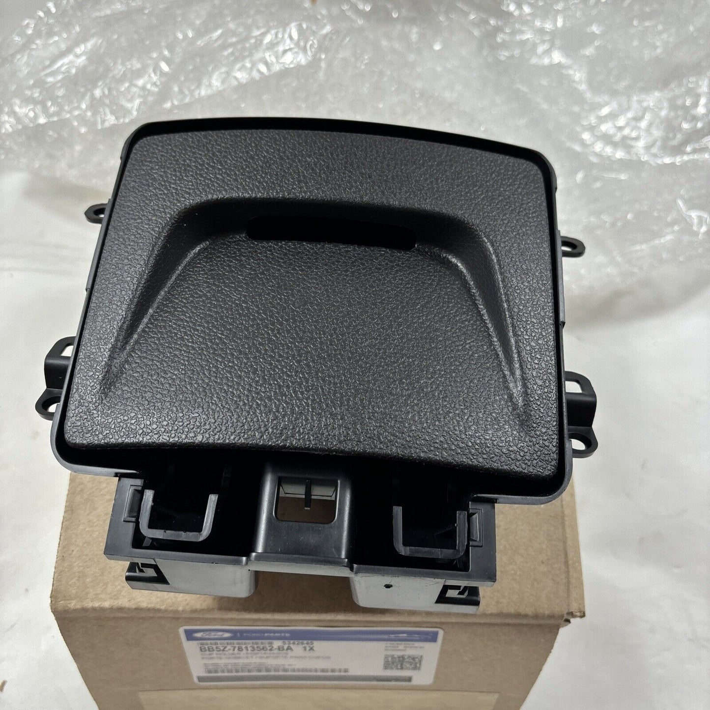 Genuine OEM Ford Explorer Center Console Cup Holder Black 11-15 BB5Z7813562BA