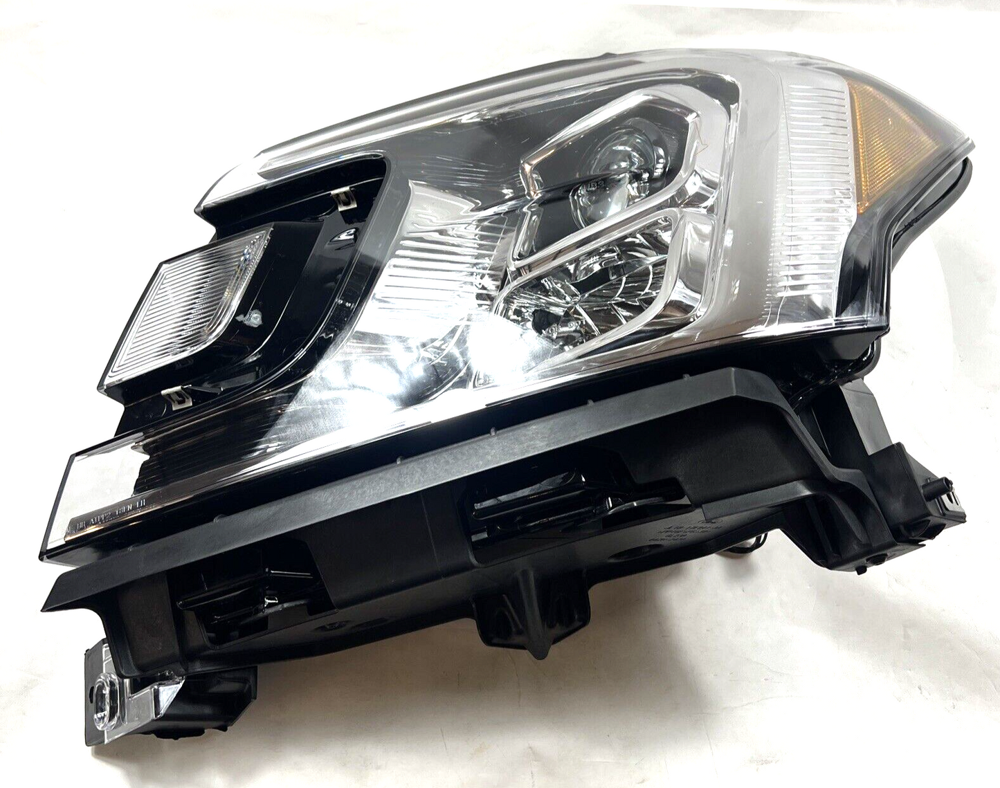 Genuine OEM Ford Expedition Driver Side Halogen Headlight 2018-2021 JL1Z13008J