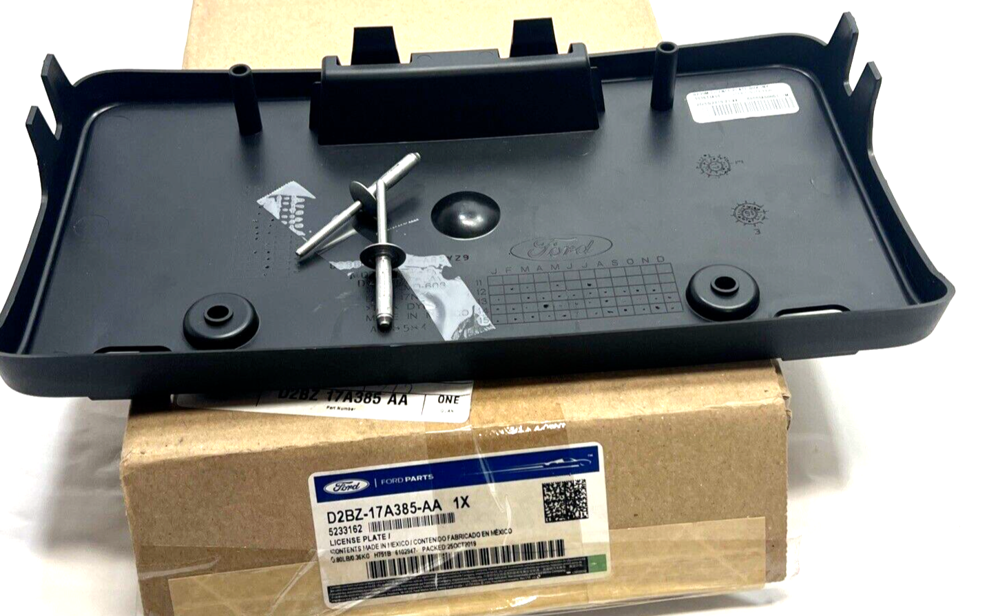 Genuine OEM Ford Fiesta Front License Bracket 2014-2019 D2BZ17A385AA