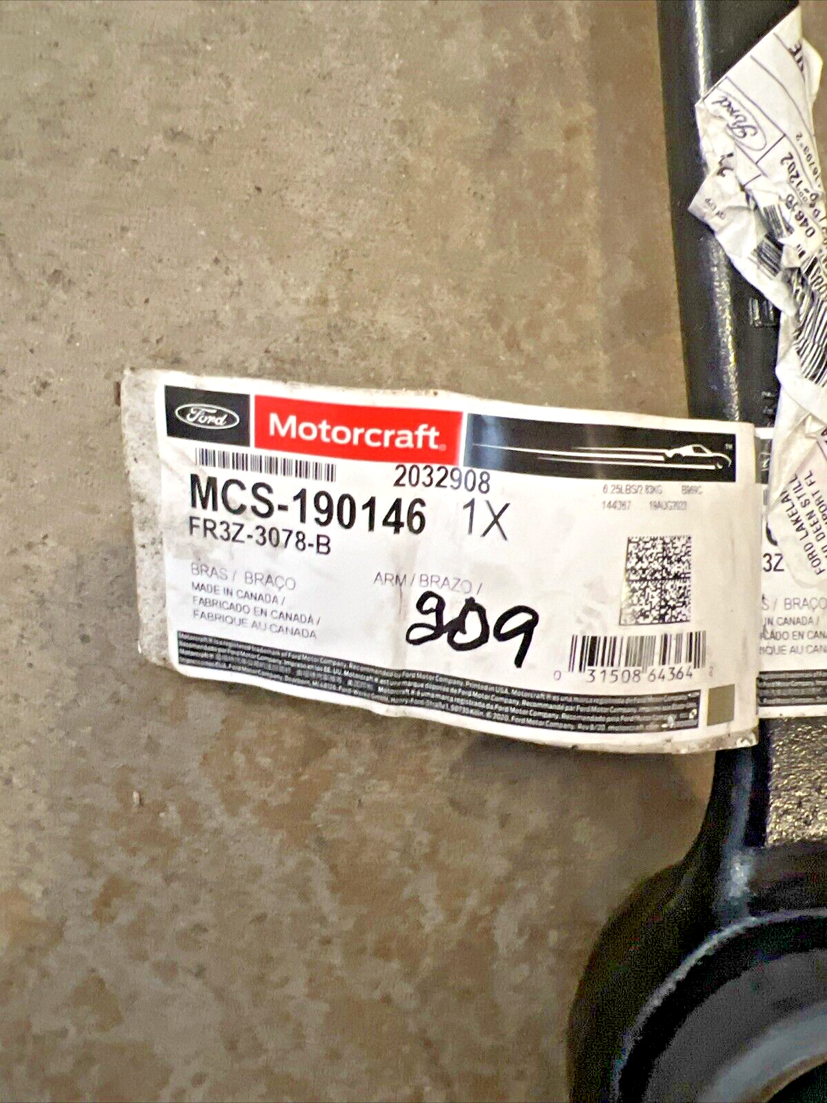 Genuine OEM Ford Mustang Front Right Lower Control Arm Motorcraft MCS190146