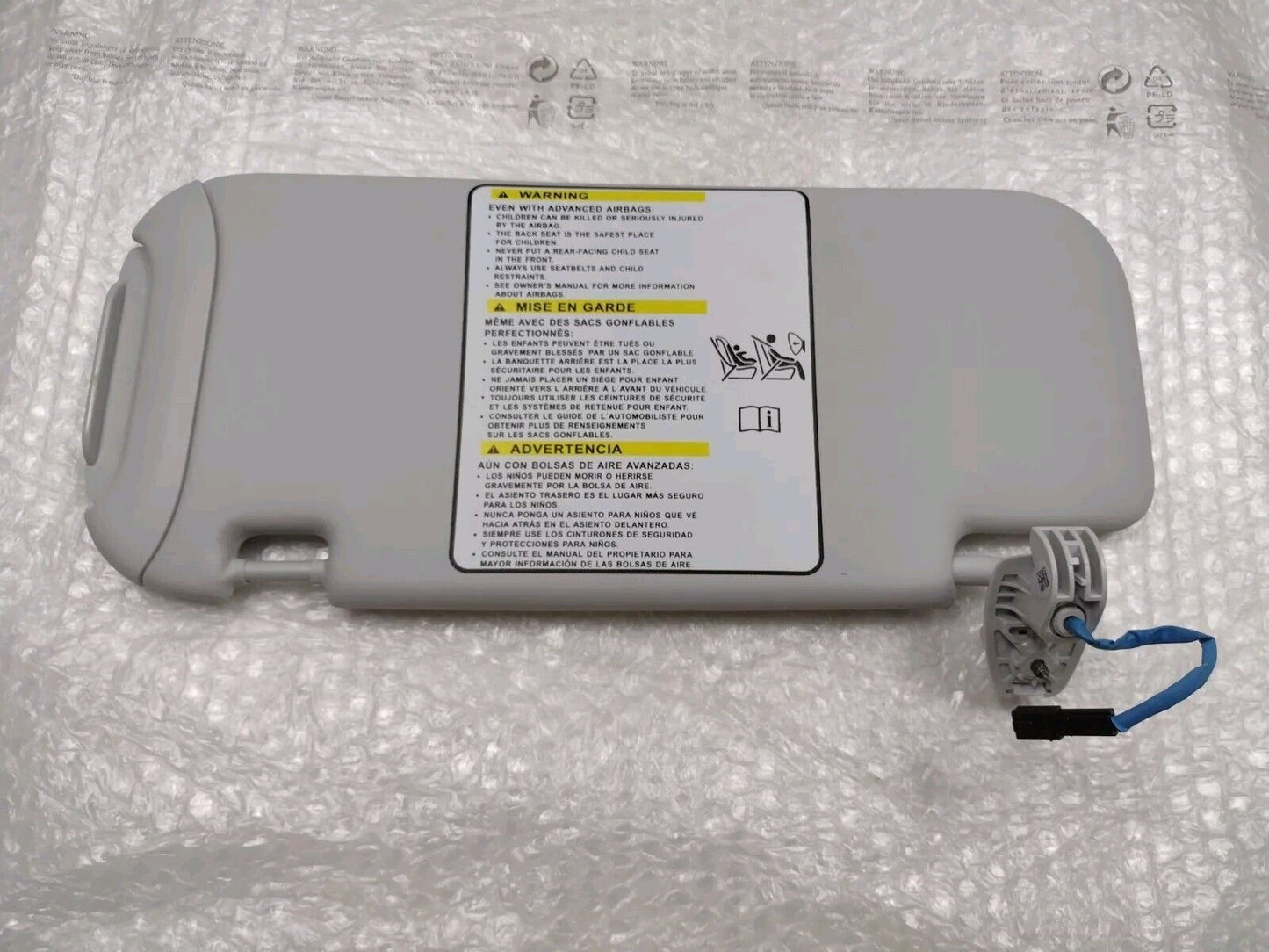 2016-2020 Fiat 500X Genuine Alfa Romero Visor Passenger Side 6TG37MS7AA