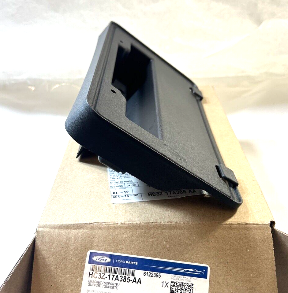 Genuine Ford F-350 Super Duty-License Plate Bracket Mount Holder HC3Z17A385AA