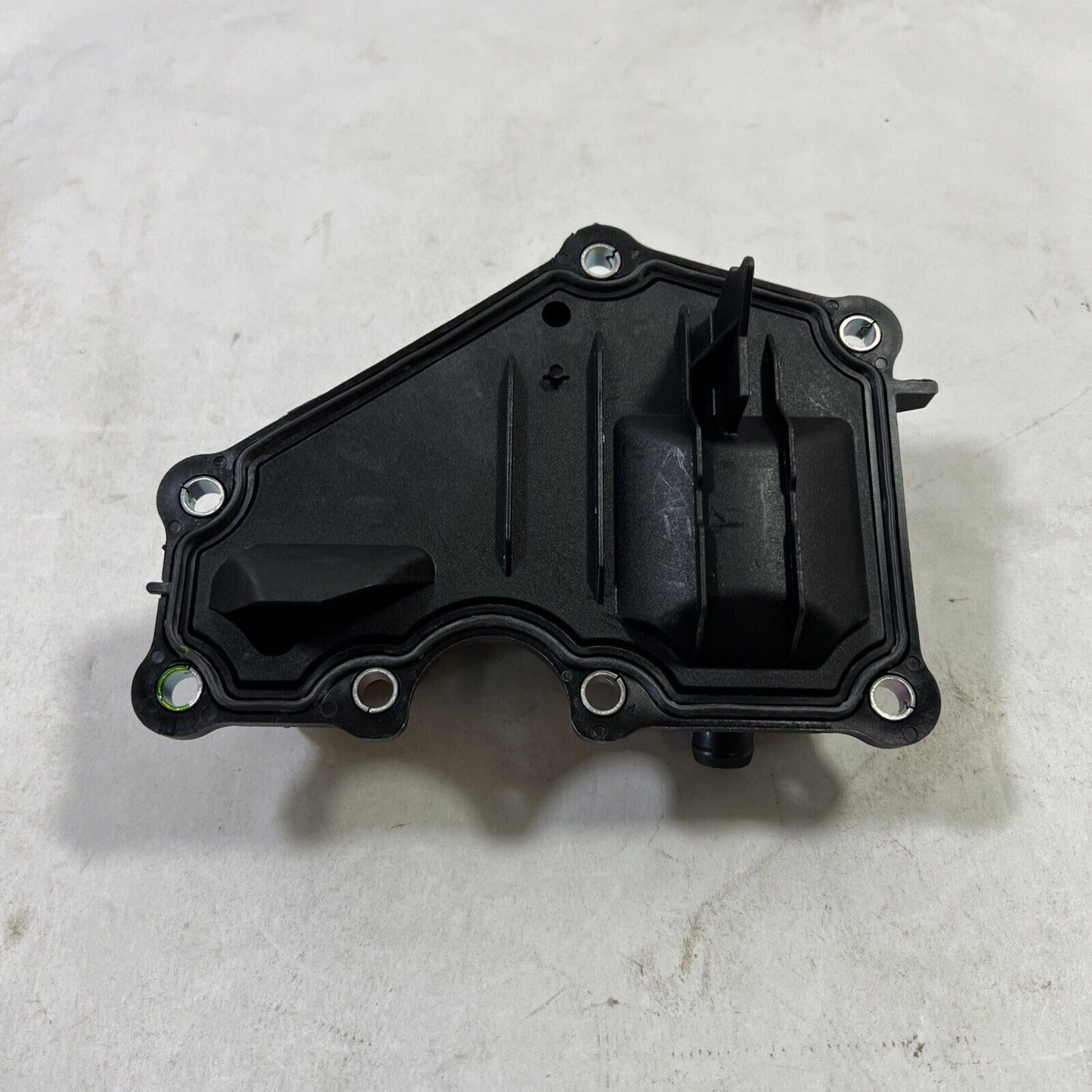 Genuine OEM Ford Fiesta Oil/Air Separator 2011-2019 AE8Z6A785D