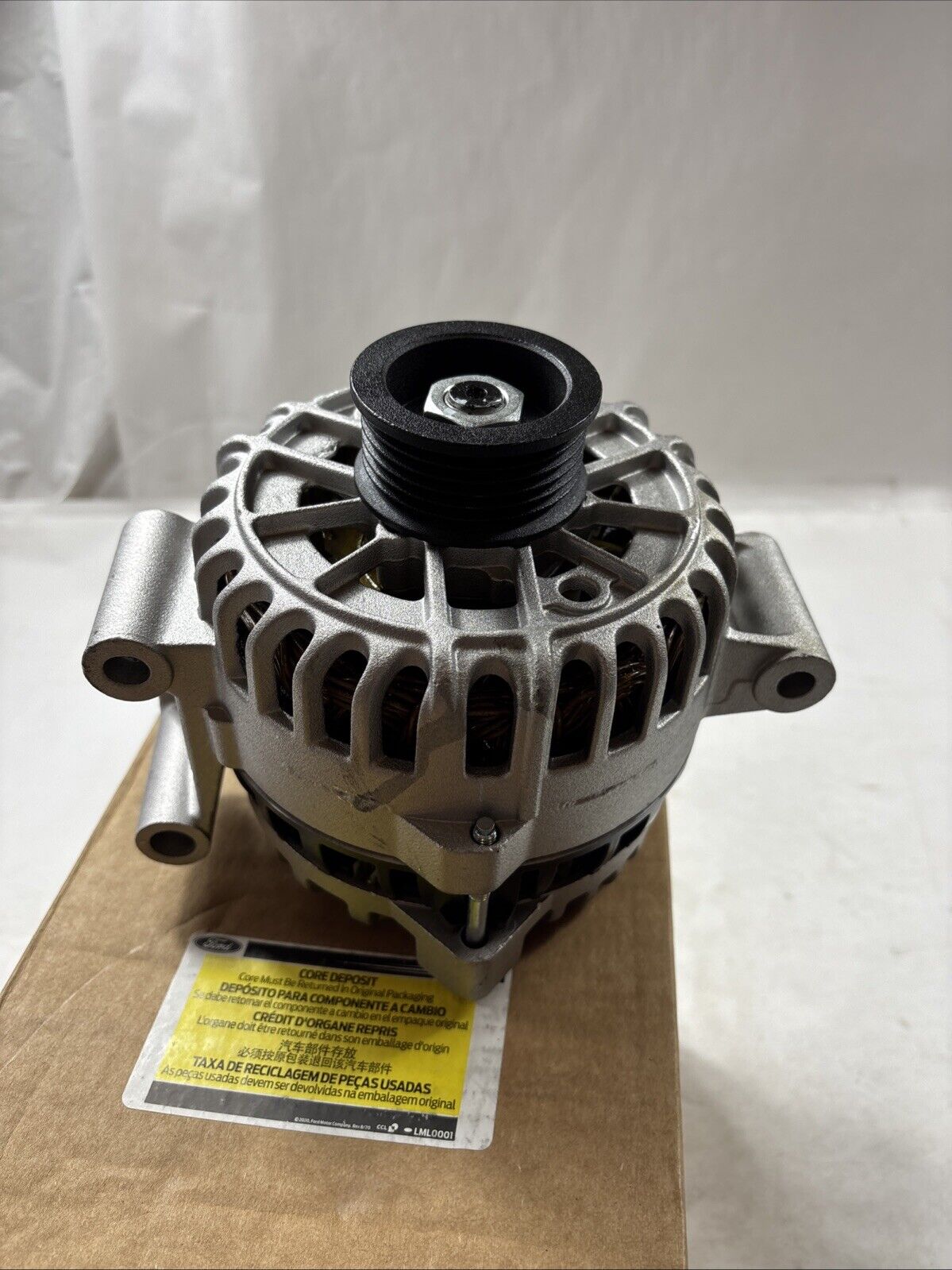 Genuine OEM Ford F250 Superduty Alternator 2011-16 BC3Z-10346-B Motorcraft GL993