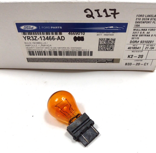 Genuine OEM Ford F-250 F-350 Front Turn Signal Parking Bulb 86-24 YR3Z13466AD