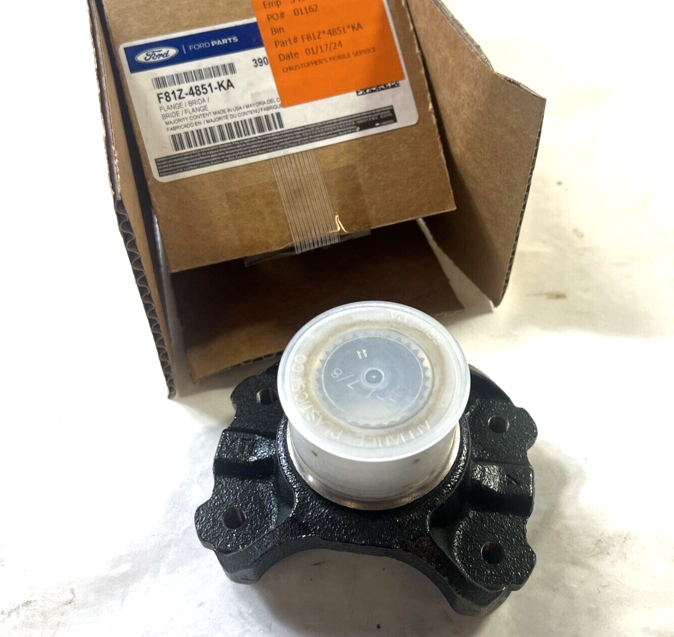 Genuine OEM Ford Super Duty Differential Driveshaft Flange 2005-2013 F81Z4851KA