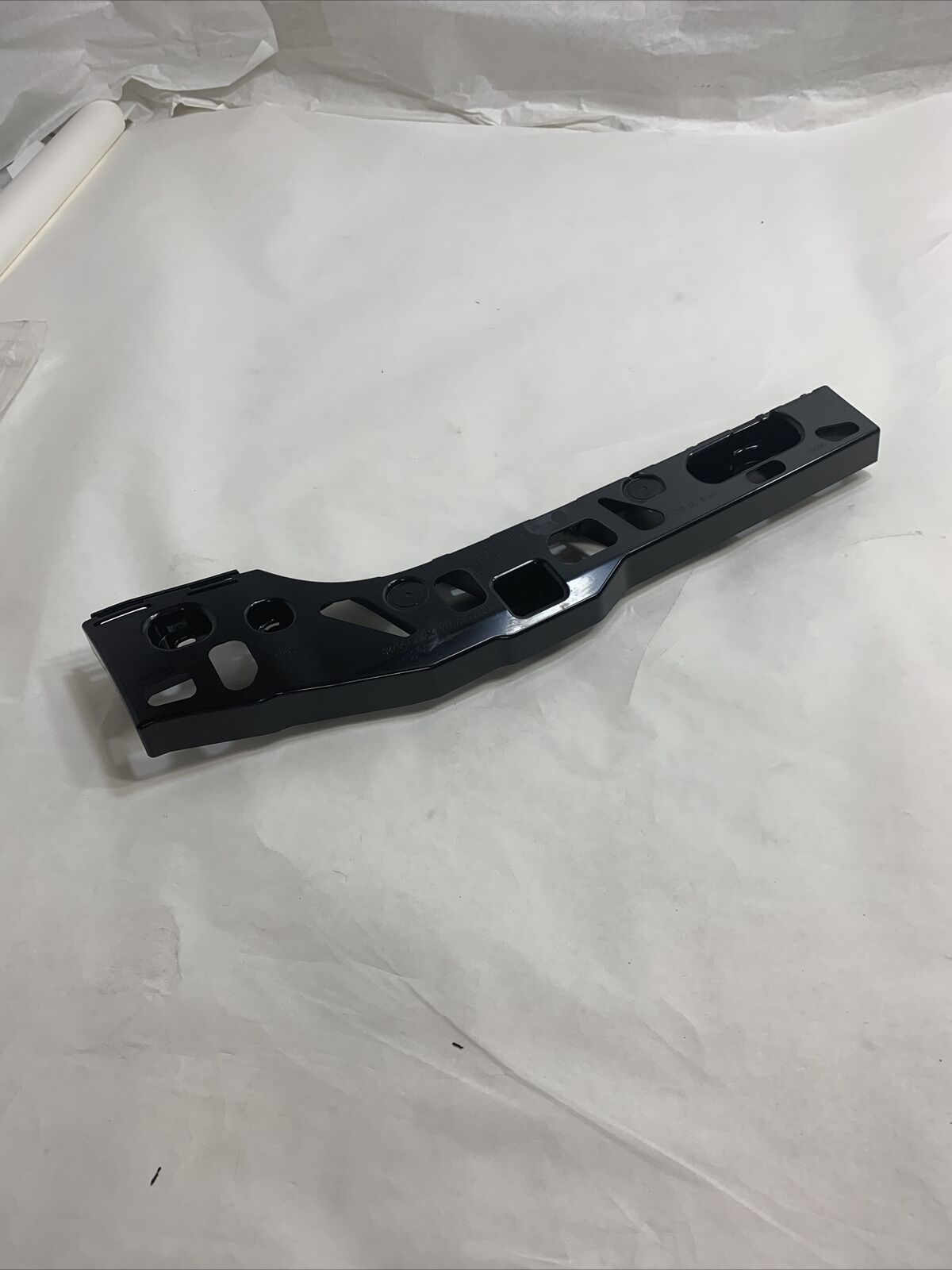 OEM GENUINE BMW 5 SERIES G30 F90 M5 G31 SUPPORTING LEDGE RIGHT 51777387348