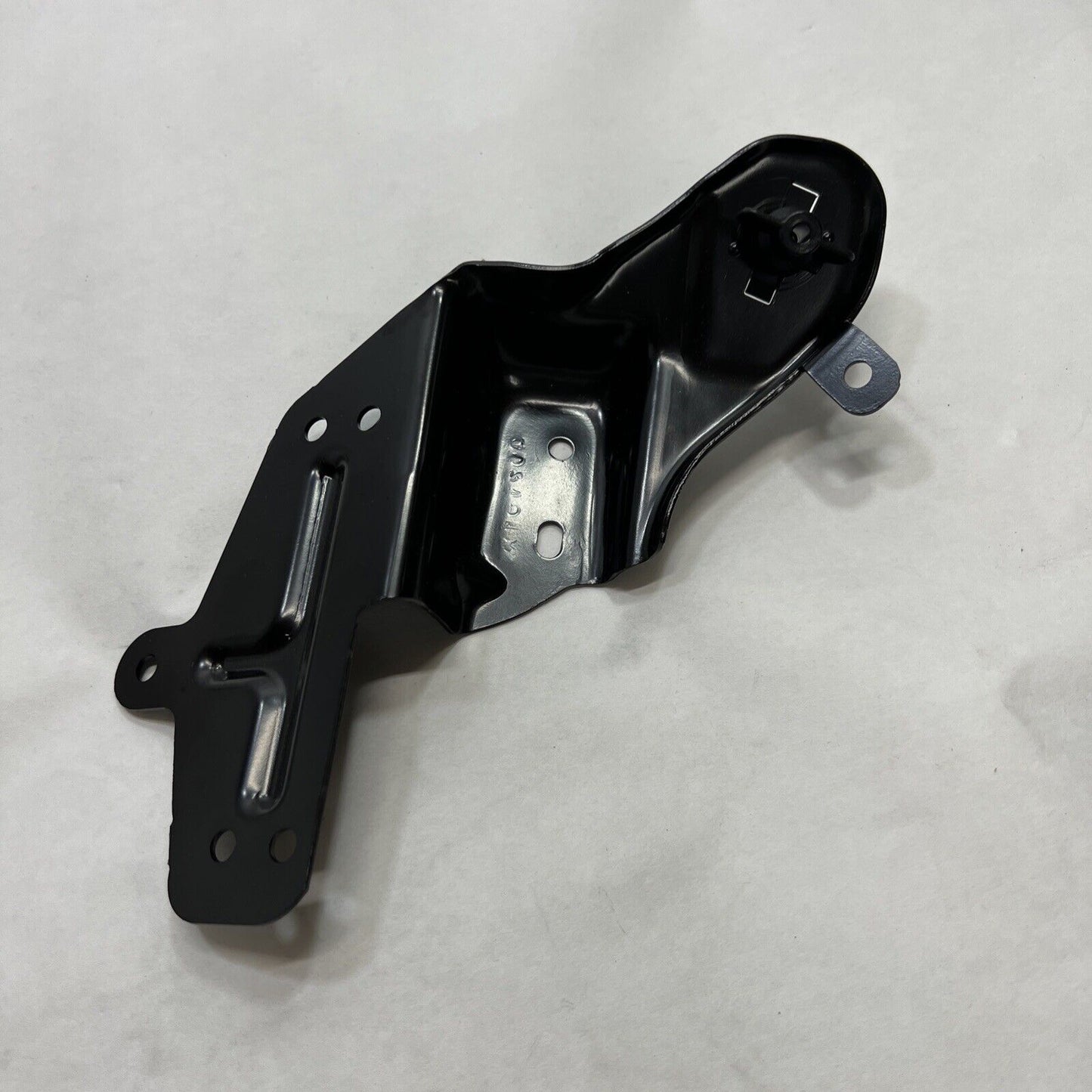 New OEM Mopar Driver Side Headlight Bracket Chrysler 15-17 68385111AA