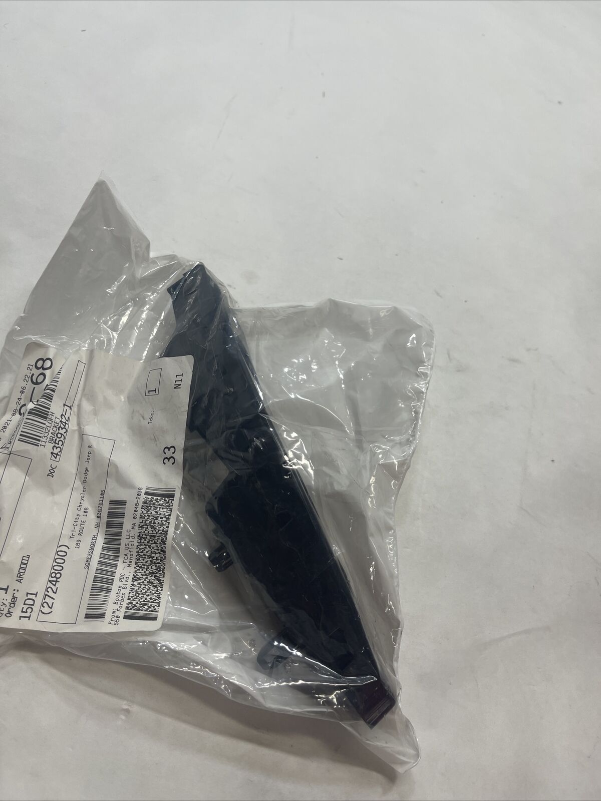 New OEM Genuine Mopar Compass 11-17 Left Driver Side Bumper Bracket 5182597AC