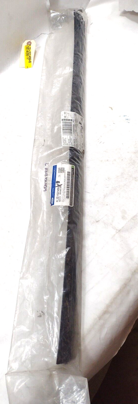 Genuine OEM Ford F250 Belt Weatherstrip Right 2015-2022 FL3Z1521456B