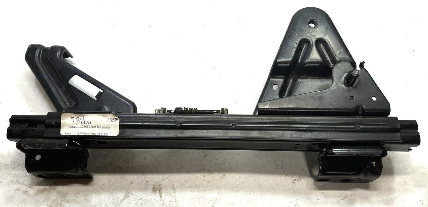 New OEM GM Seat Adjuster 12475966