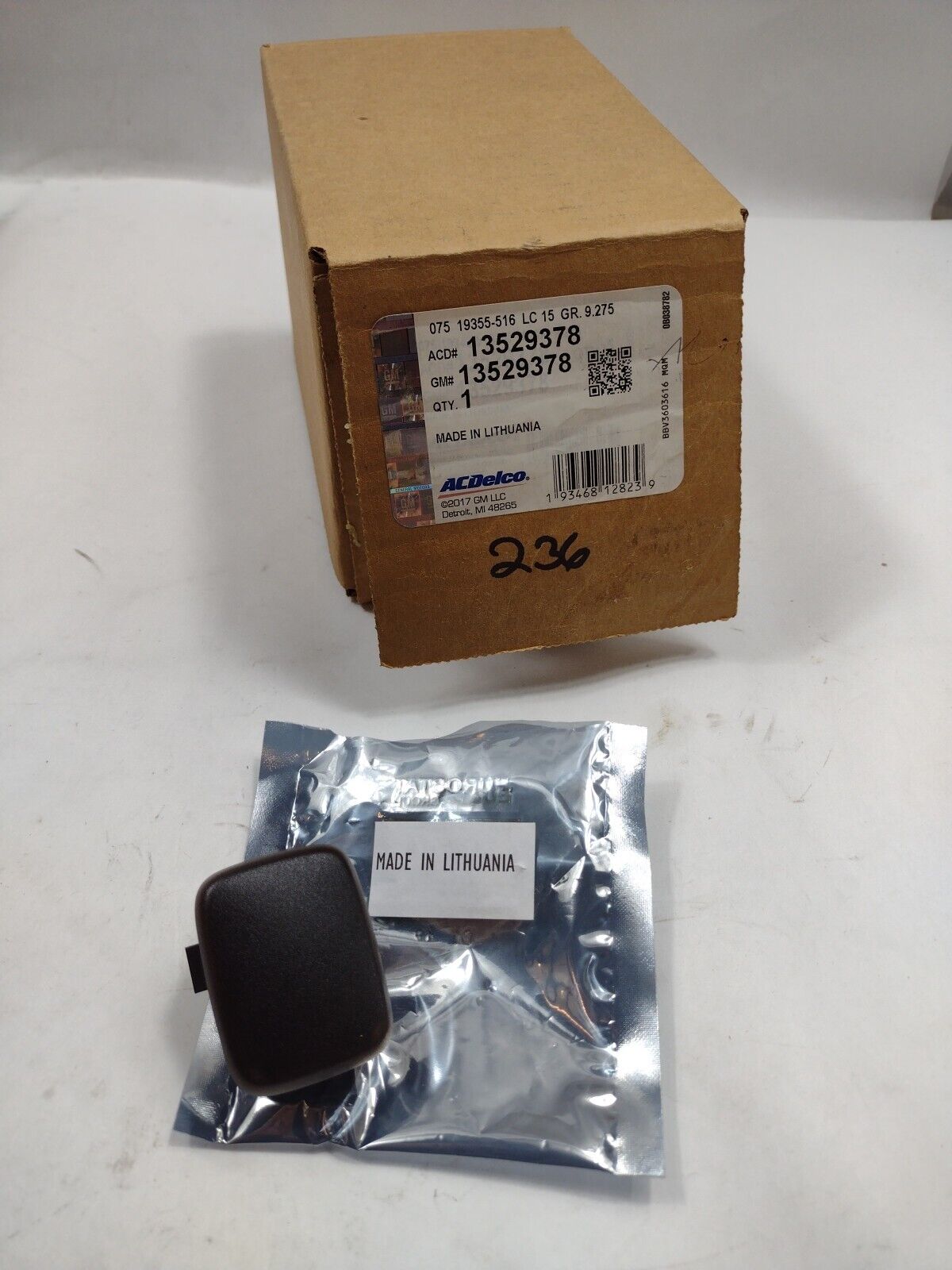 Genuine GM Sun Load Sensor 13545621