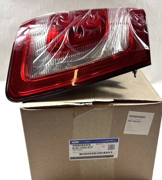 Genuine OEM Ford Escape Tail Light Lamp Driver Side 8L8Z13405ACP