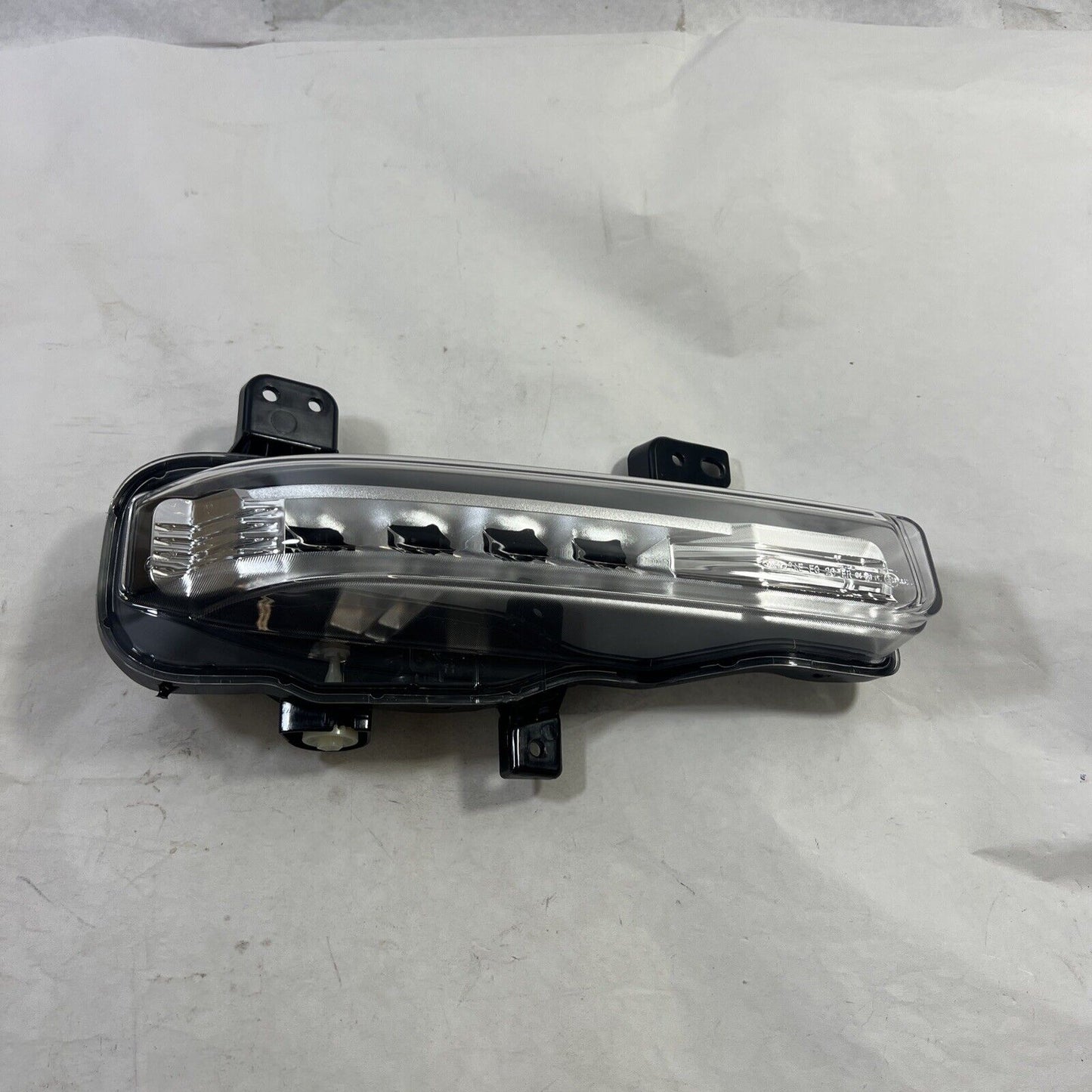 Genuine OEM Ford Explorer Right Fog Lamp Assembly 2020-2023 LB5Z15200E