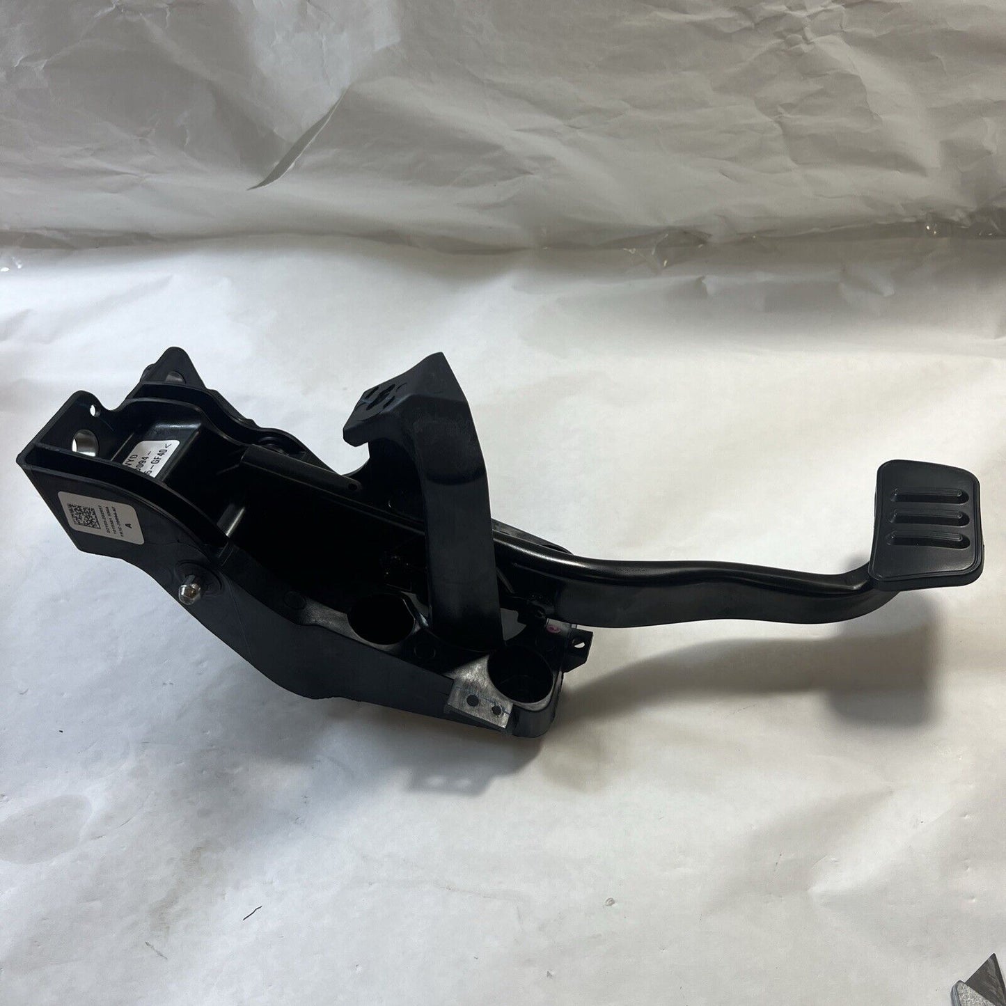 Genuine OEM Ford Mustang Pedal And Bracket Assembly 2015-2019 FR3Z2455AE