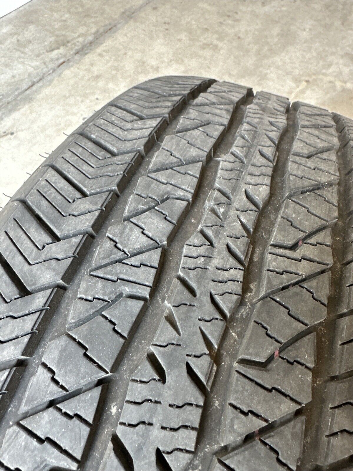 1 Single Used Hankook Dynapro AT2 P275/60R20 Tires TAKE OFFS only 2k Miles