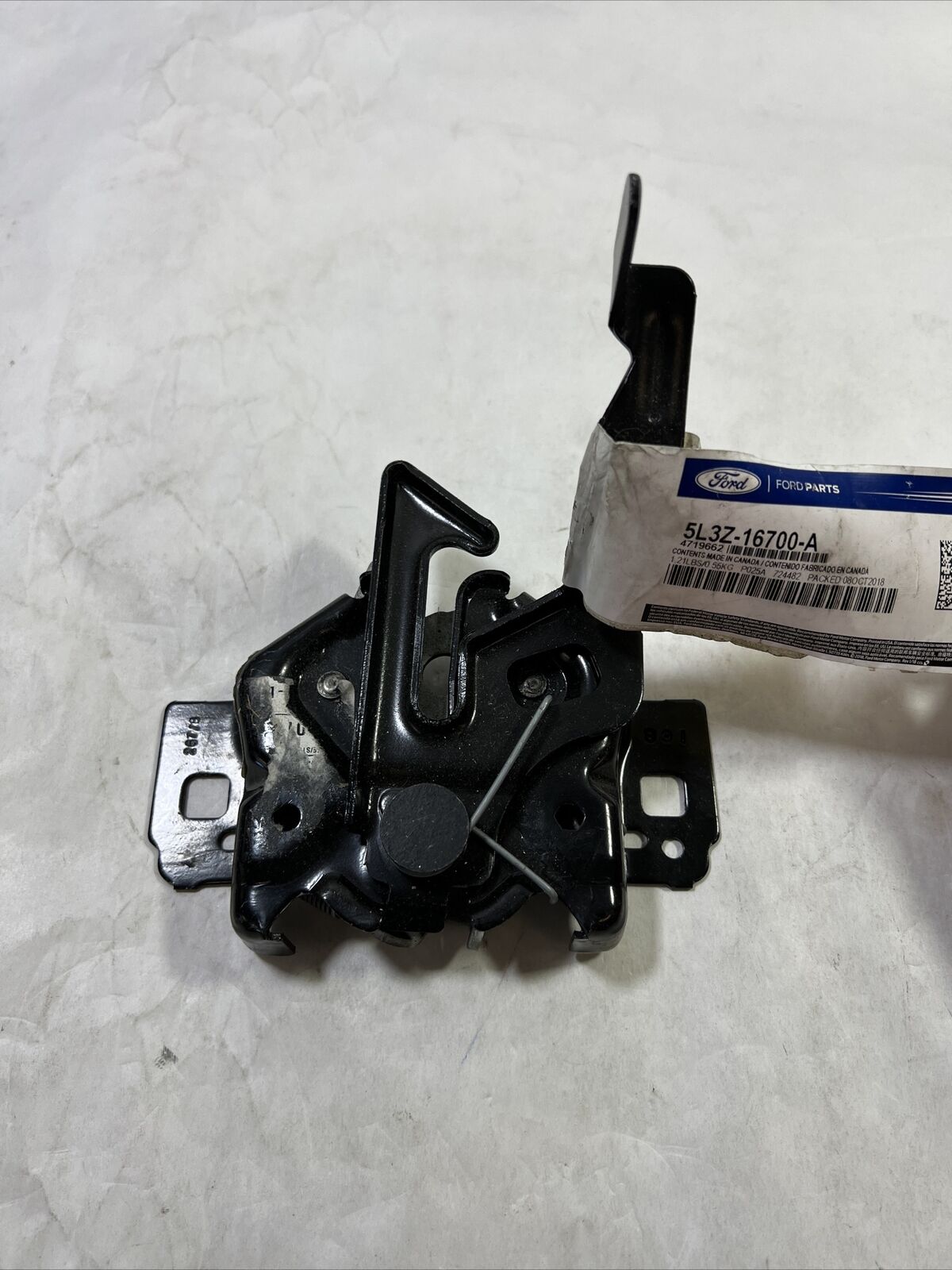 Genuine OEM New 1997-03 Ford F-150 Hood Latch Expedition 5L3Z16700A