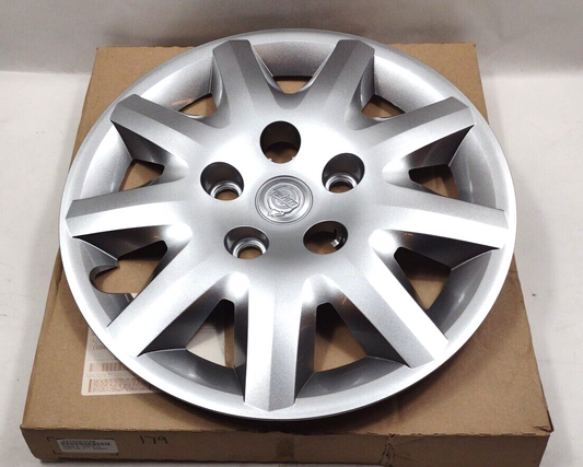 Genuine Mopar Chrysler Town & Country Silver 16" Wheel Cover Hubcap 4743813AB