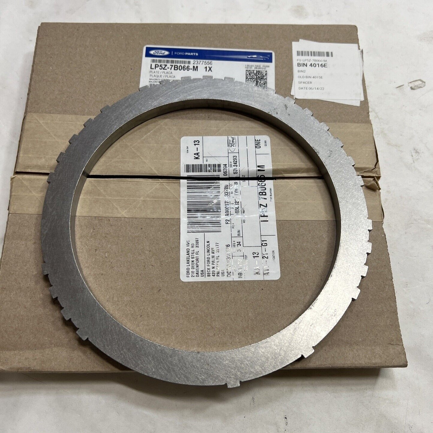 New OEM Genuine Ford Pressure Plate Spacer LP5Z7B066M