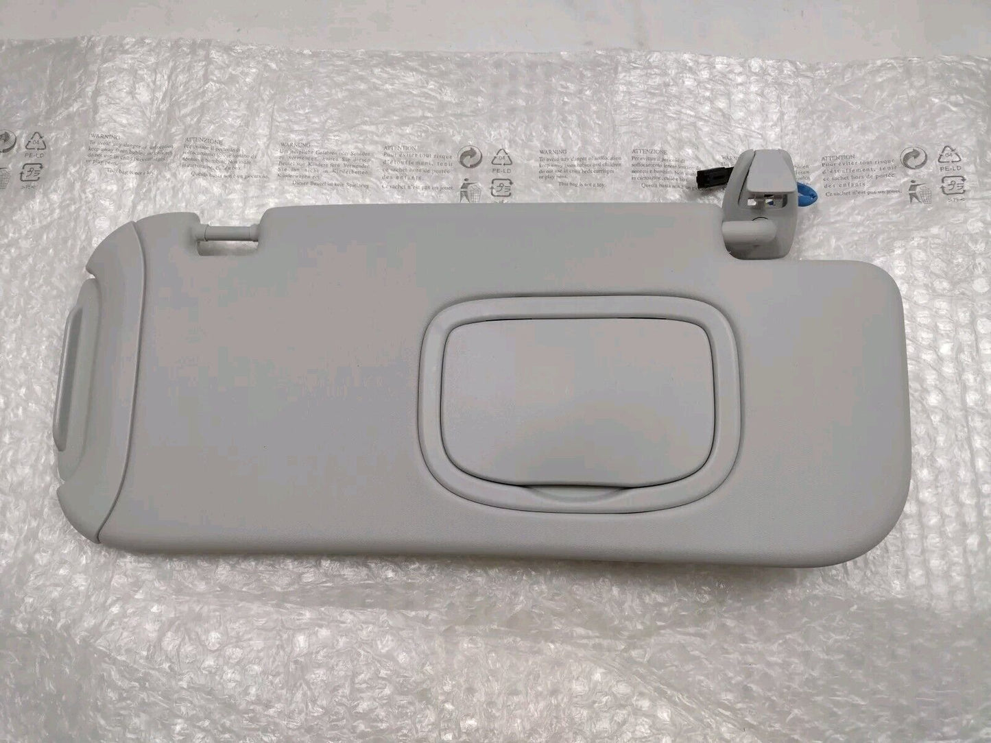 2016-2020 Fiat 500X Genuine Alfa Romero Visor Passenger Side 6TG37MS7AA