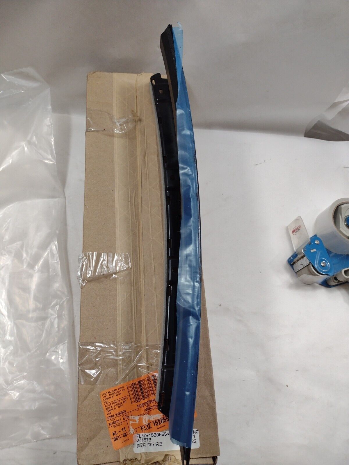 Genuine OEM Ford F250 Super Duty Door Molding 2017-2024 FL3Z1520555SE