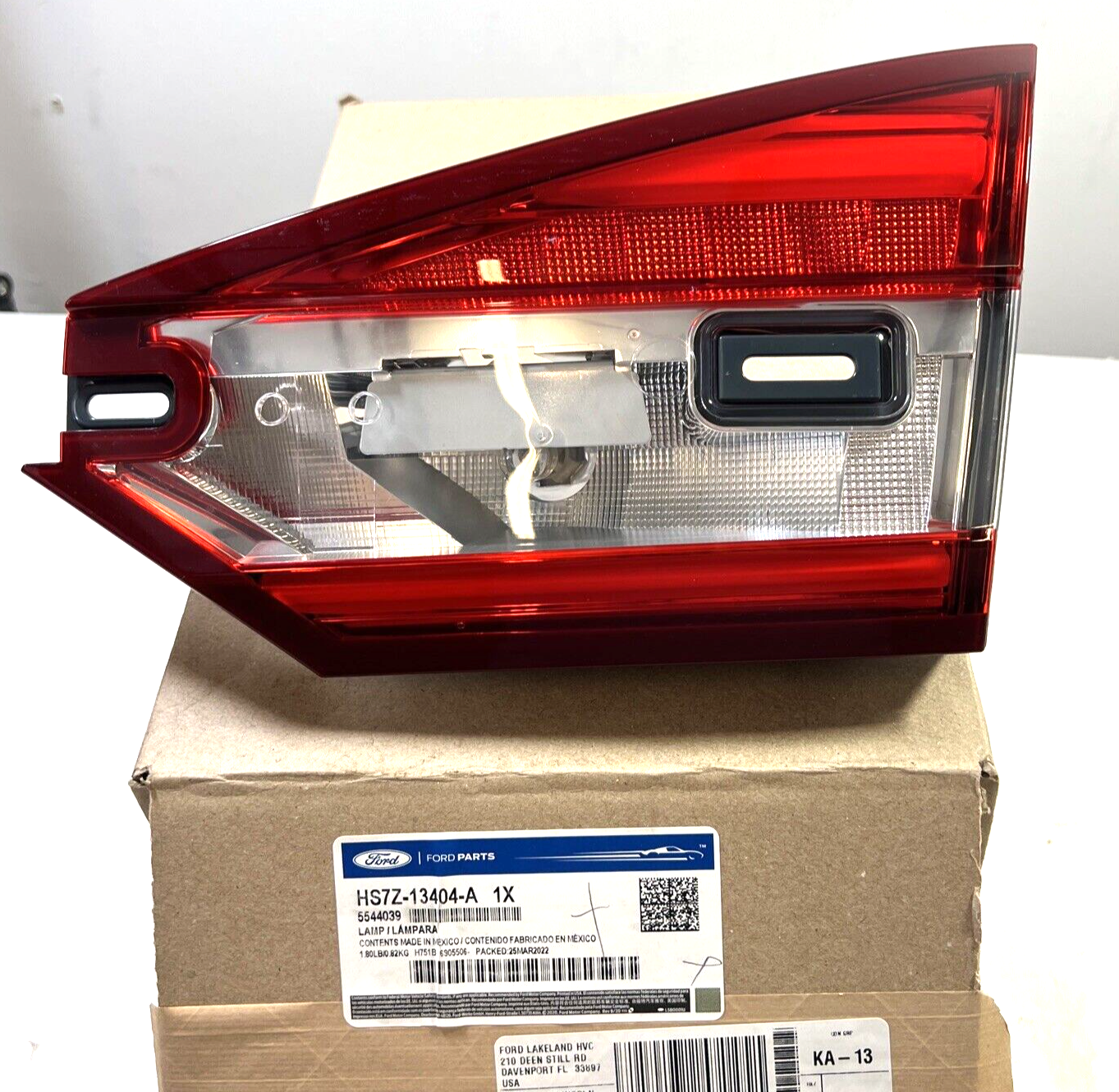 Genuine OEM Ford Fusion Backup Lamp Assembly 2017-2018 HS7Z13404A