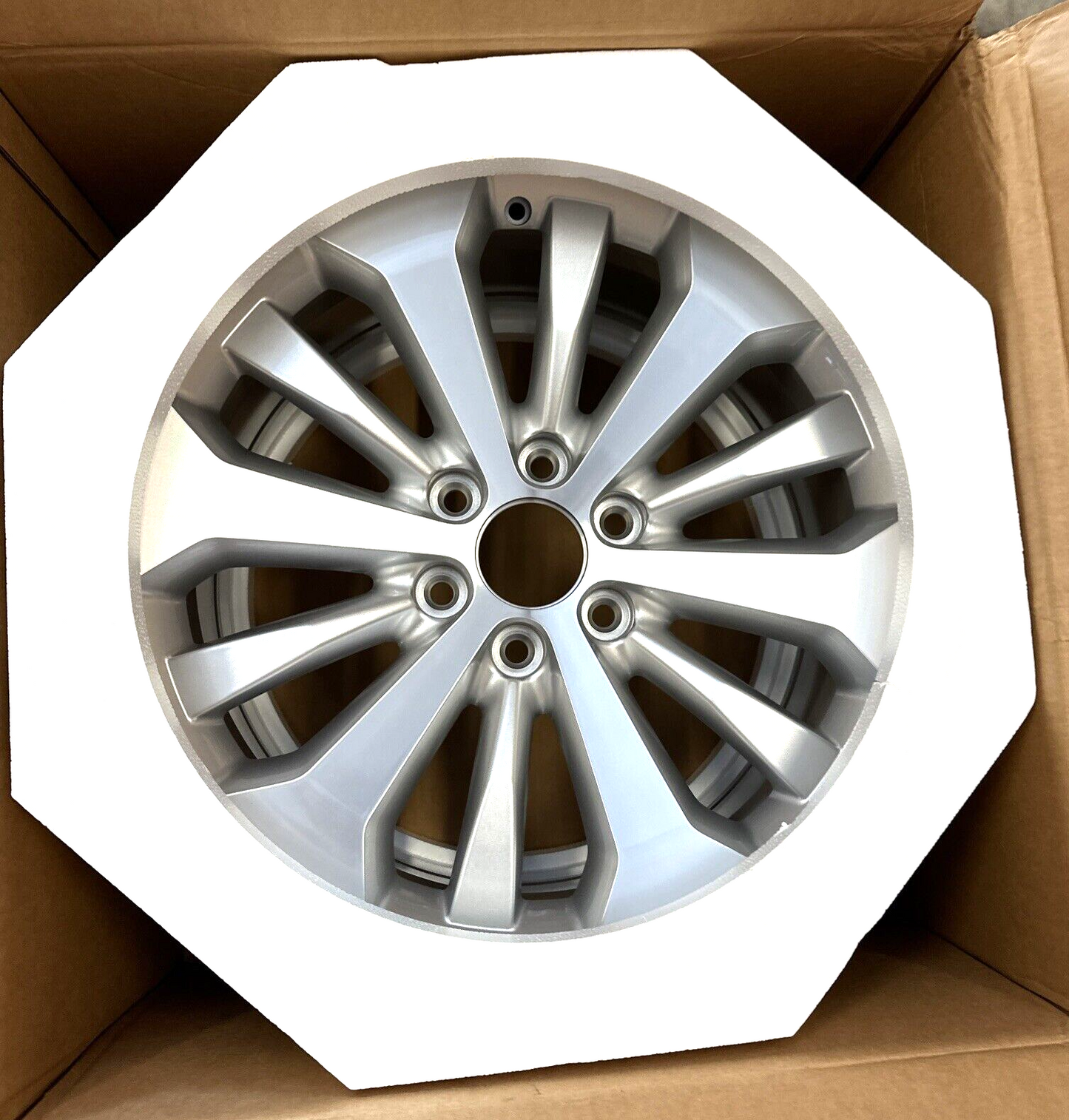 Genuine OEM Ford F-150 RIM Wheel Alloy 20"x8.5 2015-2020 NEW FL3Z1007H