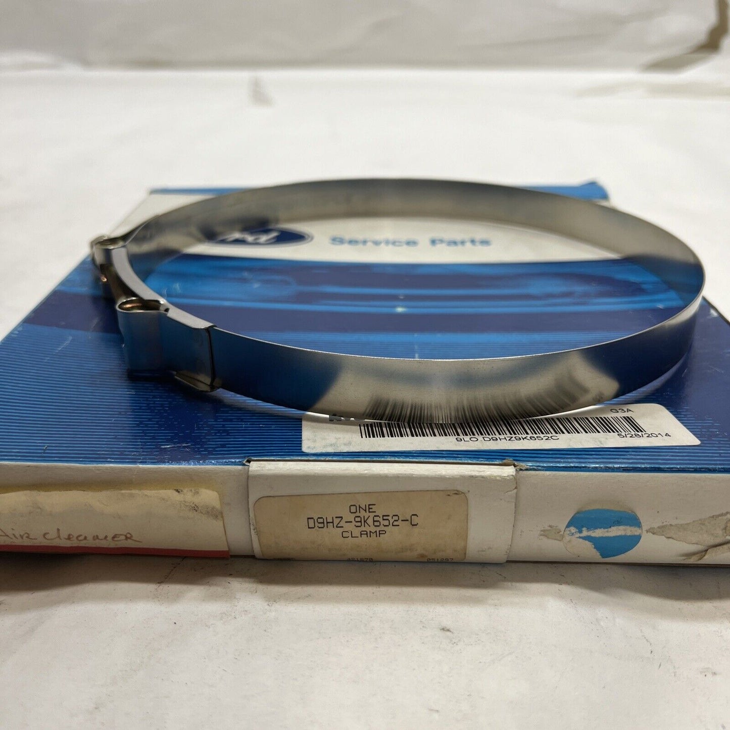 OEM 1979-1986 Ford L-Series L LN LNT LT LTL Trucks AIR Filter Clamp D9HZ-9K652-C