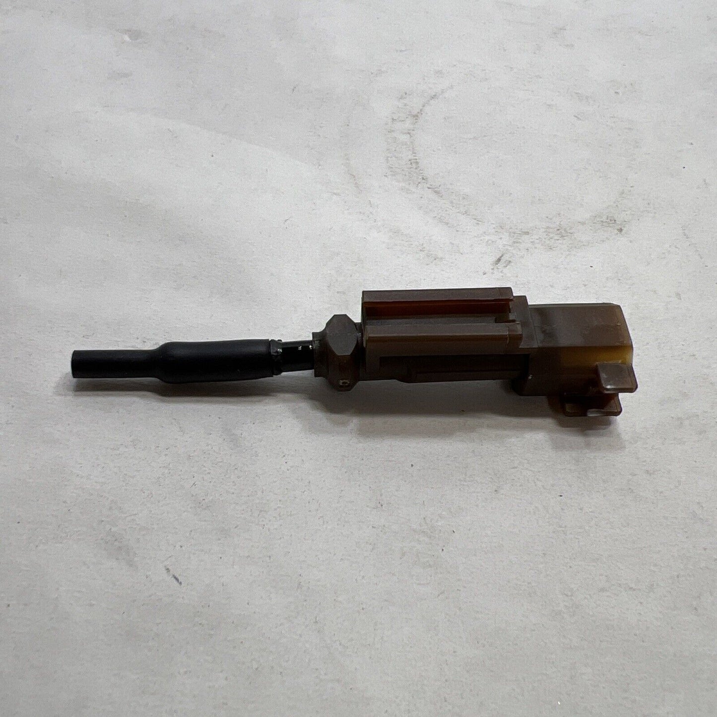 Genuine OEM Ford Left Driver Side Wheel Speed Sensor Hole Plug 84878468