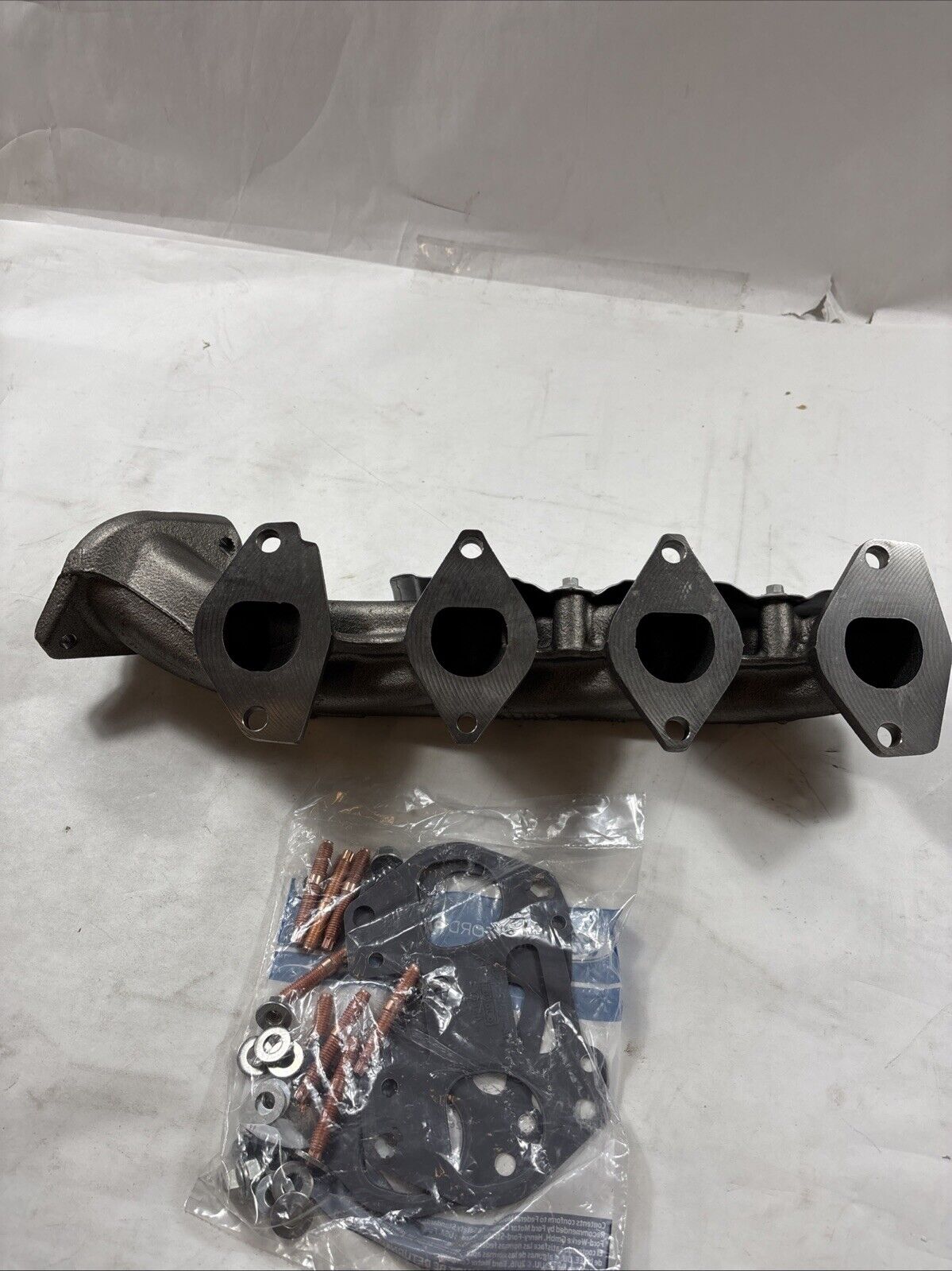 Genuine OEM Ford Expedition Exhaust Manifold 2007-2014 9L3Z9K494A