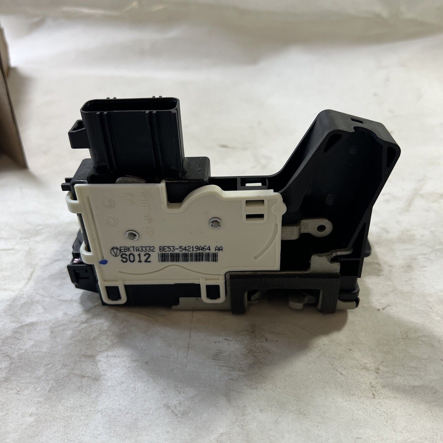 Genuine OEM Ford Front Right Passenger Side Door Lock Actuator BE5Z5421812A