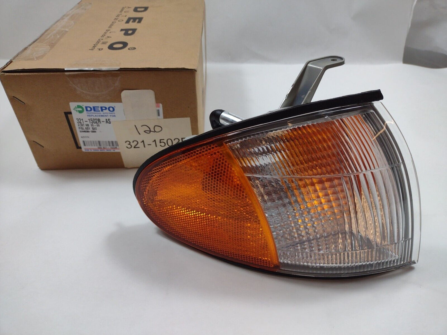 DEPO AUTO LAMP 3211502R