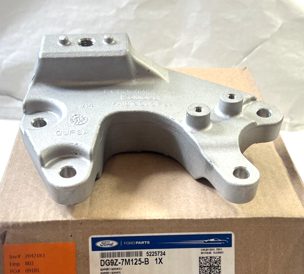 Genuine OEM Ford Fusion Auto Transmission Mount Bracket 2013-2020 DG9Z7M125B