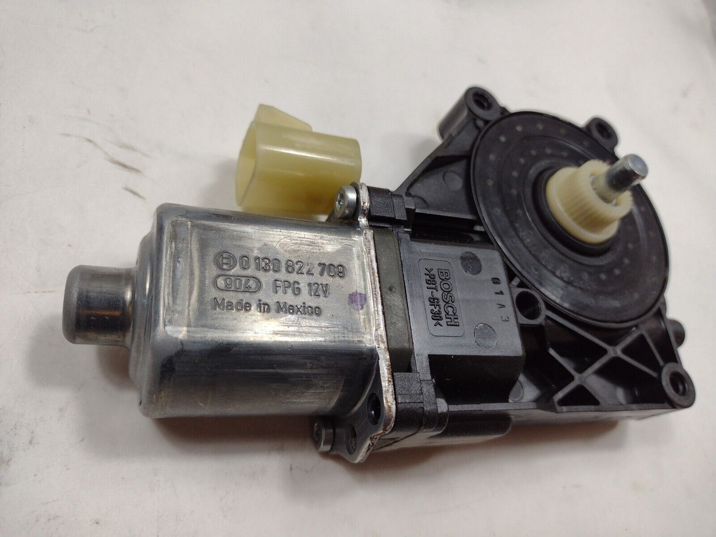 Genuine GM Front Driver Side Window Regulator 20838924