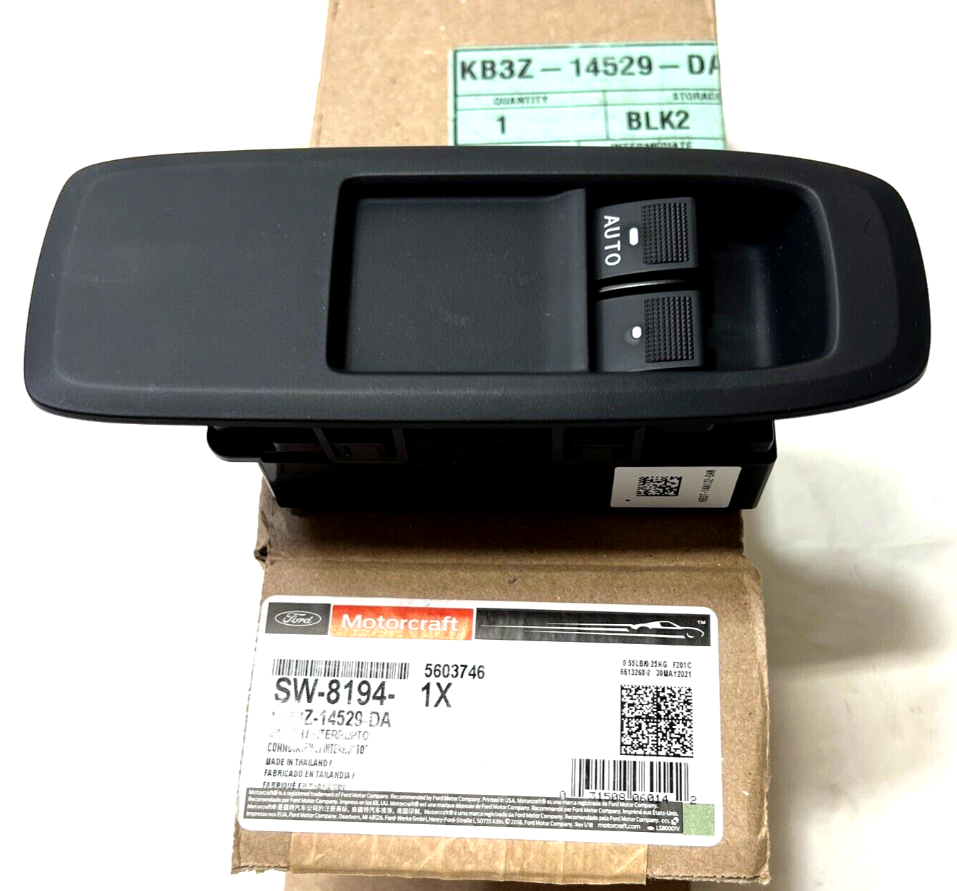 New OEM Ford Motorcraft SW-8194 Driver Side Door Window Switch KB3Z-14529-DA