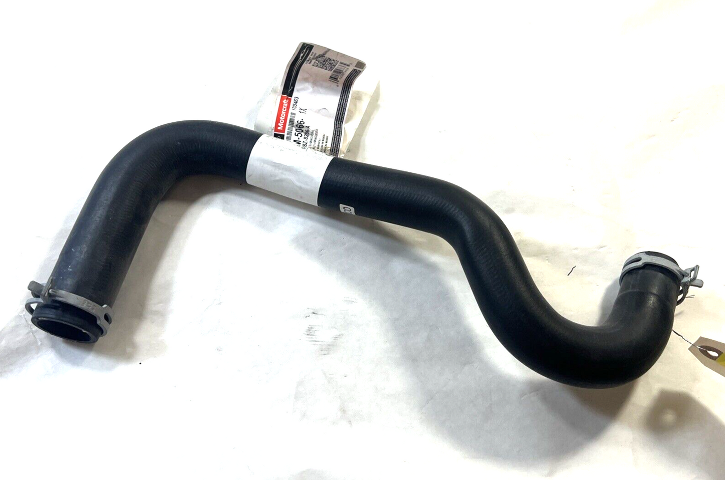 Genuine OEM Ford Fiesta Lower Radiator Coolant Hose Motorcraft KM5066 BE8Z8286A