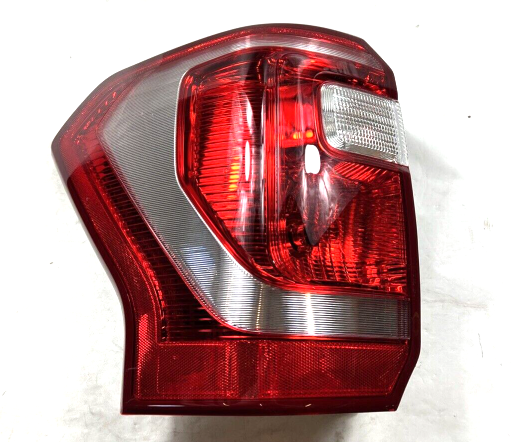 Genuine OEM Ford Expedition Left Driver Side Tail Light Lamp JL1Z13405G