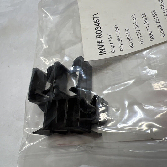 Genuine OEM BMW 330i Vent Tube Retainer Clip 2019-2020 16137385411