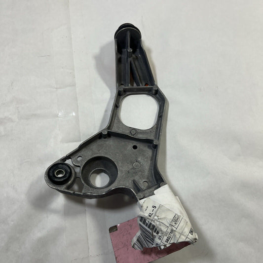 Genuine OEM Ford Focus Left Driver Side Mount Bracket 2012-2018 BM5Z17566A