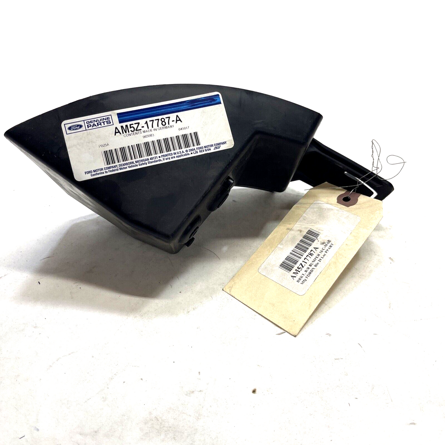 New OEM Genuine Ford 13-18 Right Passenger Side Outer Bumper Bracket AM5Z17787A