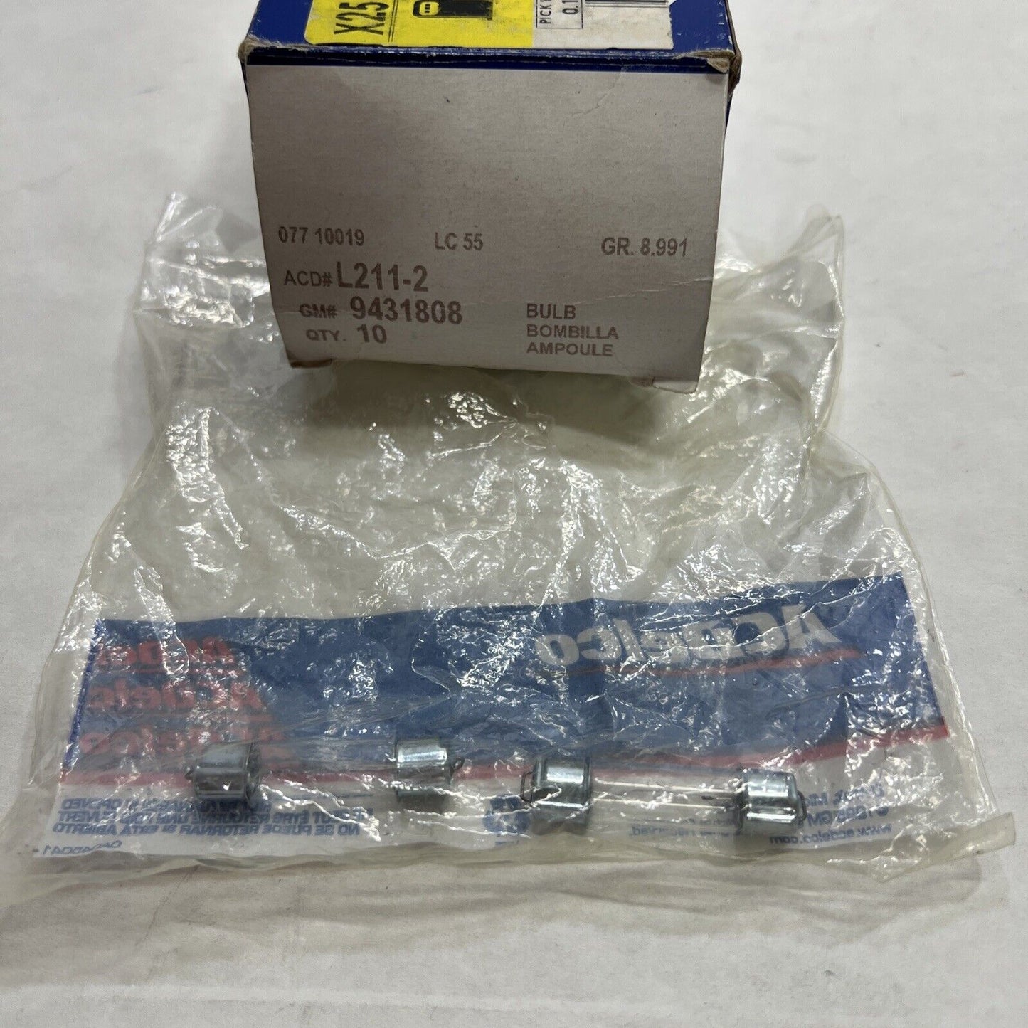 New OEM Dome Light ACDelco GM OE/GM Genuine Parts L211-2 *pack of 1