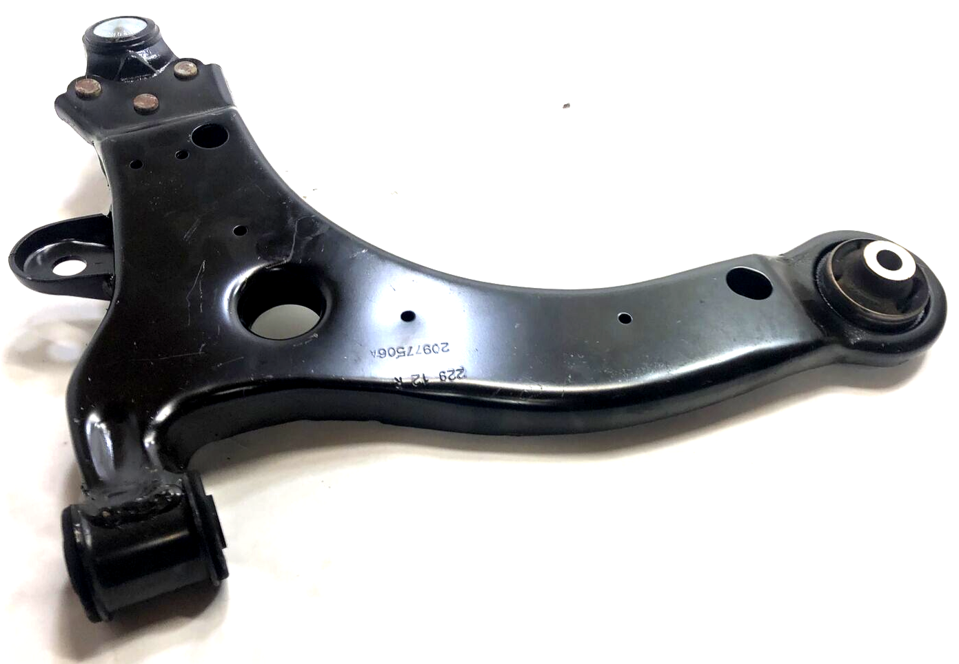 New OEM Genuine GM 1997-2016 Front Passenger Side Lower Control Arm 22947665
