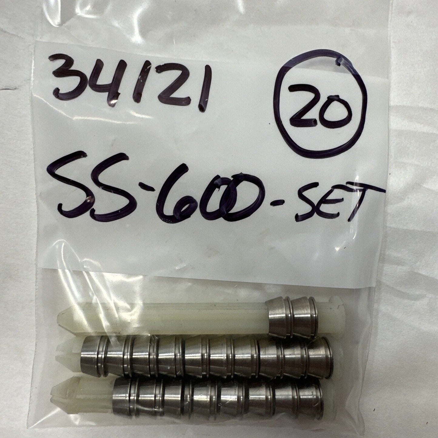 Lot of 20 Swagelok Stainless Steel Male Connector Tube SS-600-Set