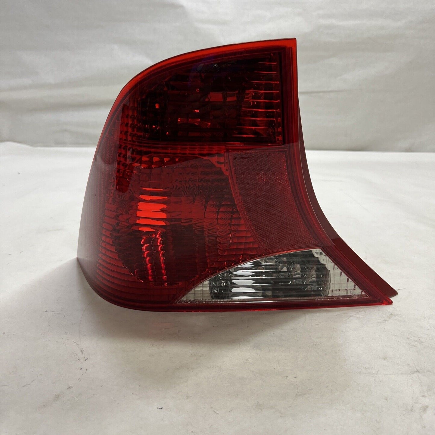 New OEM Ford 2001-02 Focus-Taillight Tail Light Lamp Driver Side 1S4Z13405BA